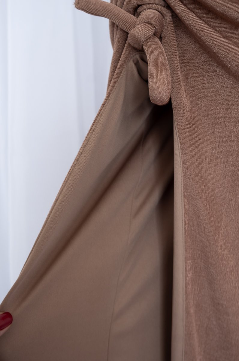 Vestido Megara - Color Mocha Mousse - Imagen 5