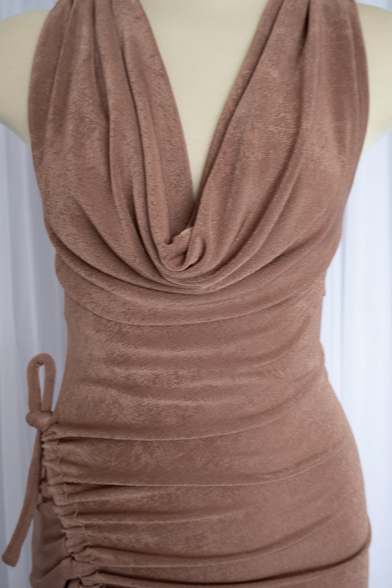 Vestido Megara - Color Mocha Mousse