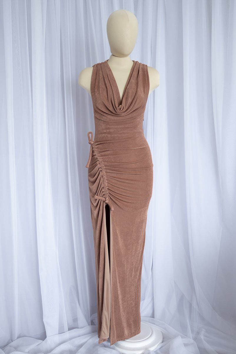 Vestido Megara - Color Mocha Mousse - Imagen 4
