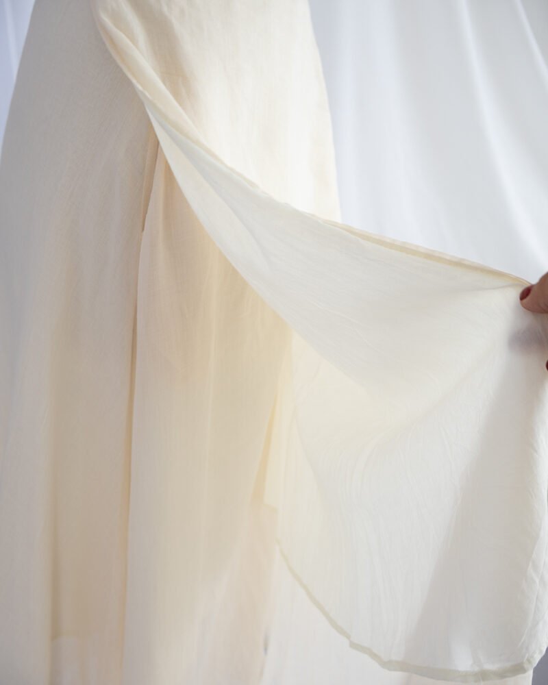 Falda Beige Envolvente